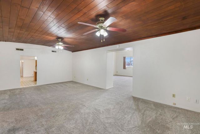 123 E 400 S, Jerome, ID 83338