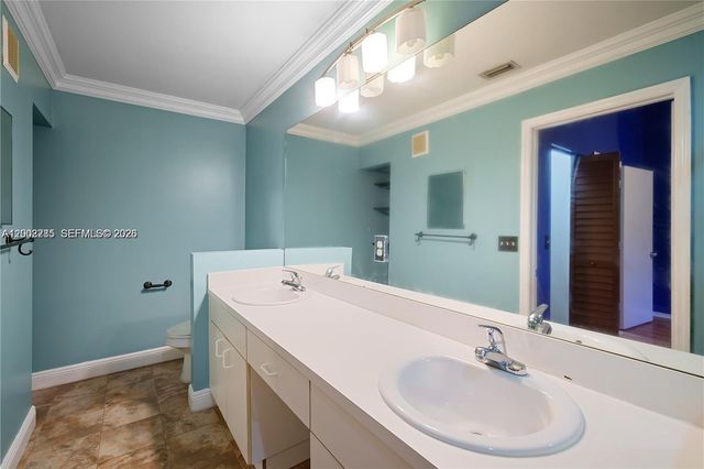 12111 SW 5th Ct ROOM, Pembroke Pines, FL 33025