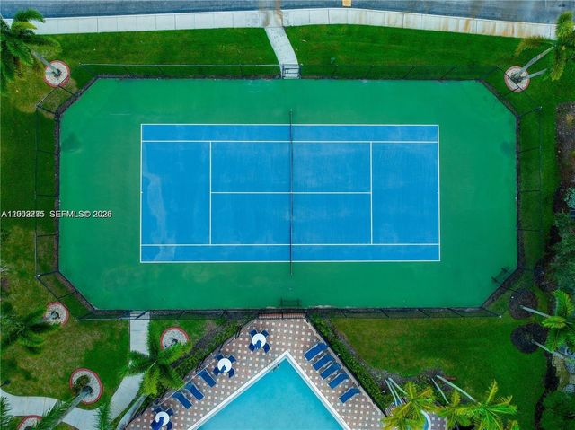 12111 SW 5th Ct ROOM, Pembroke Pines, FL 33025