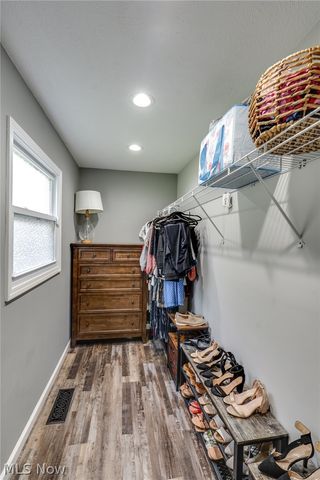 12905 Cherry Lane, Chesterland, OH 44026