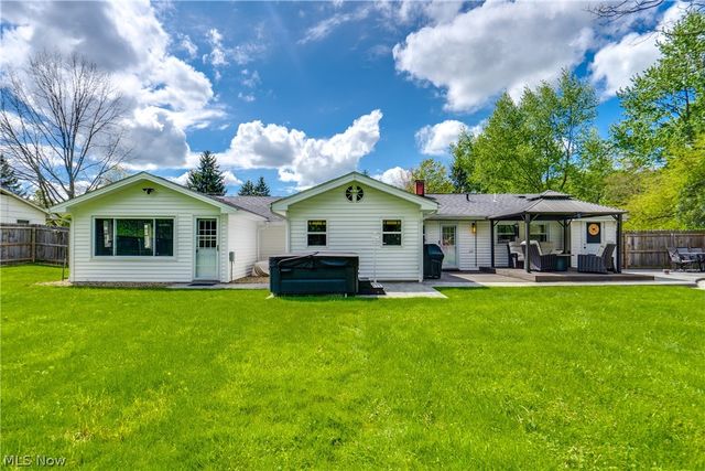 12905 Cherry Lane, Chesterland, OH 44026