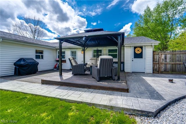 12905 Cherry Lane, Chesterland, OH 44026