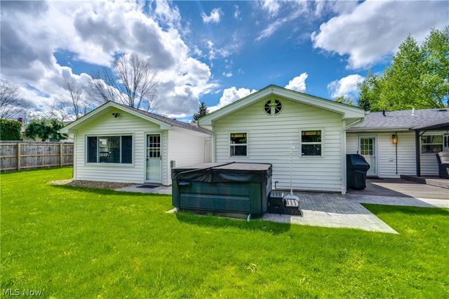 12905 Cherry Lane, Chesterland, OH 44026