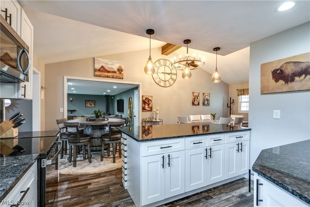 12905 Cherry Lane, Chesterland, OH 44026