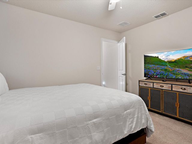 3835 LANA AVENUE, Davenport, FL 33897