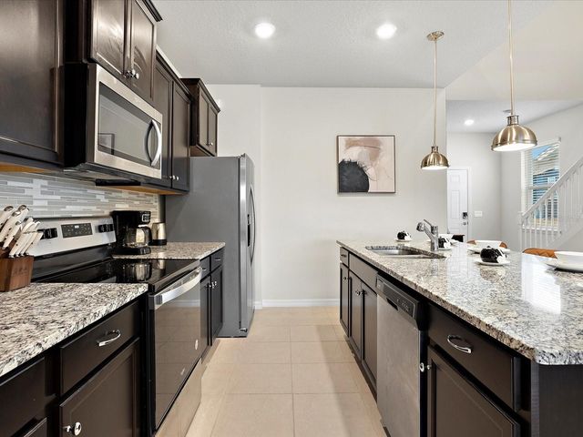 3835 LANA AVENUE, Davenport, FL 33897