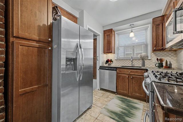 24800 Cherry Street, Dearborn, MI 48124