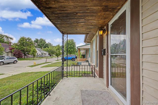 24800 Cherry Street, Dearborn, MI 48124
