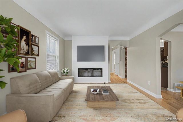 24800 Cherry Street, Dearborn, MI 48124