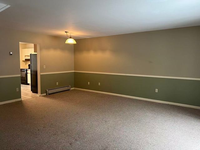 J2 Stonehedge Drive, South Burlington, VT 05403