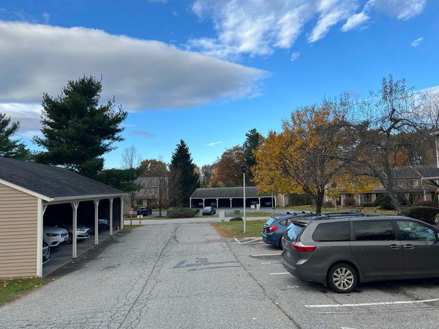 J2 Stonehedge Drive, South Burlington, VT 05403