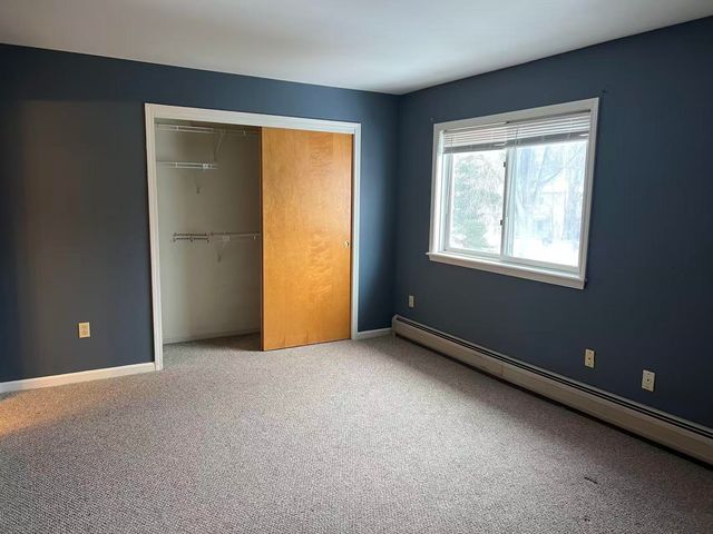 J2 Stonehedge Drive, South Burlington, VT 05403