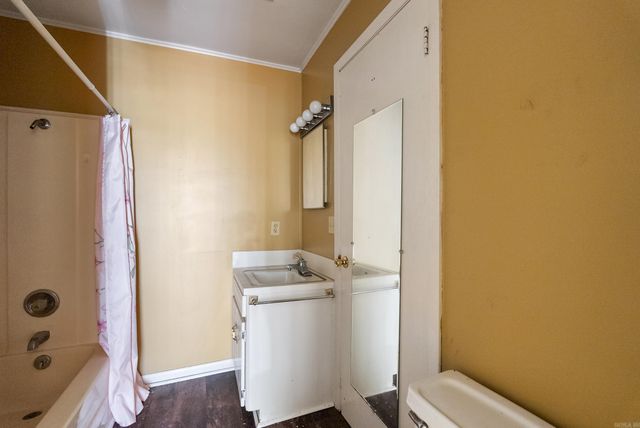 21 Center Street, Ward, AR 72176