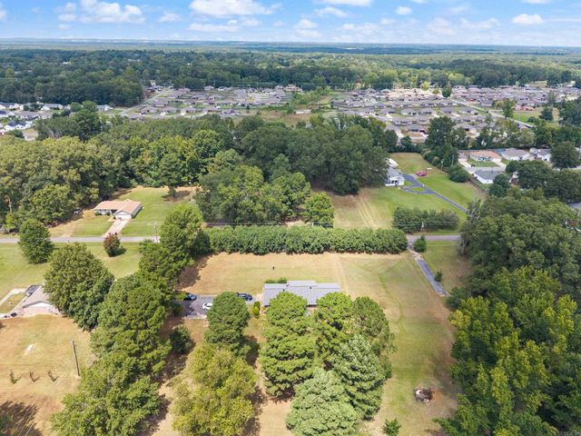 21 Center Street, Ward, AR 72176