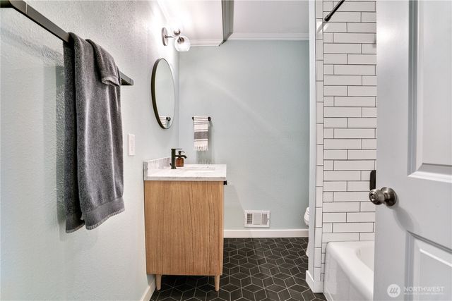 4415 N 24th Street, Tacoma, WA 98406