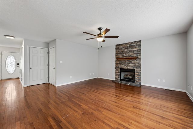 1488 Cedar Springs Cir, Clarksville, TN 37042