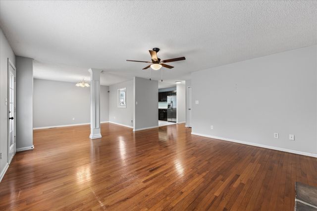 1488 Cedar Springs Cir, Clarksville, TN 37042
