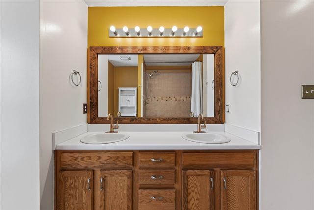 1488 Cedar Springs Cir, Clarksville, TN 37042