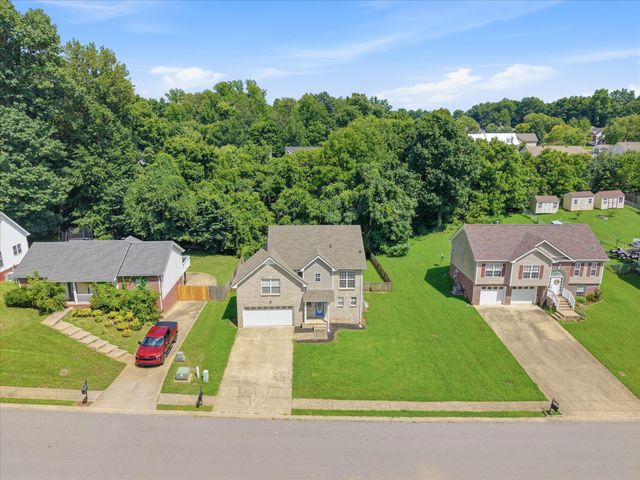 1488 Cedar Springs Cir, Clarksville, TN 37042