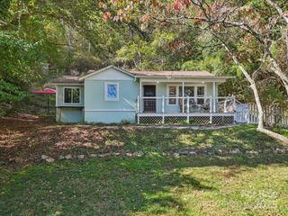 11 Ramsey Road, Marshall, NC 28753