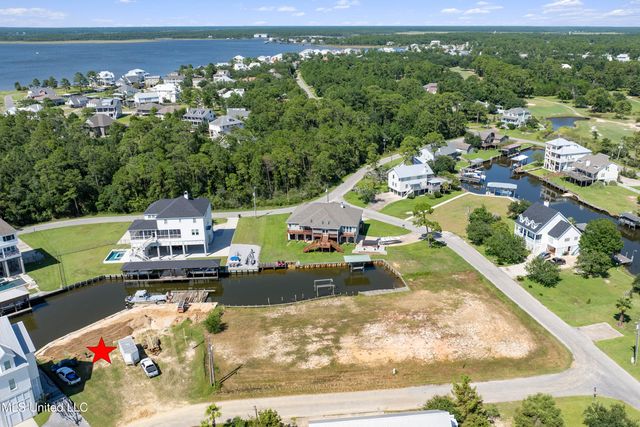 104 Cedarwood Point, Pass Christian, MS 39571