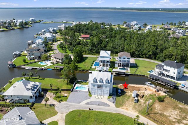 104 Cedarwood Point, Pass Christian, MS 39571