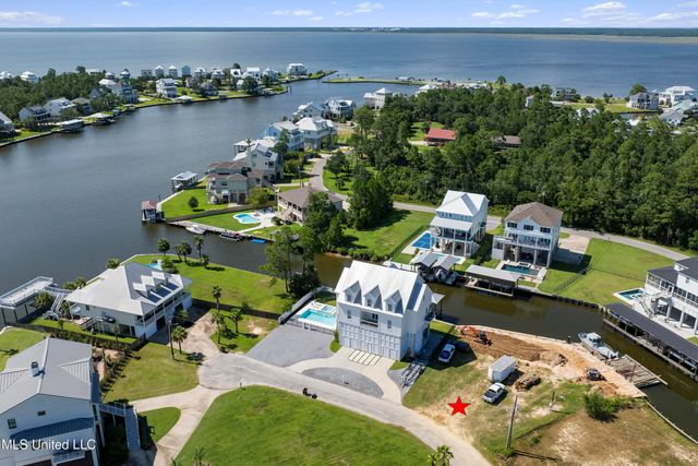 104 Cedarwood Point, Pass Christian, MS 39571