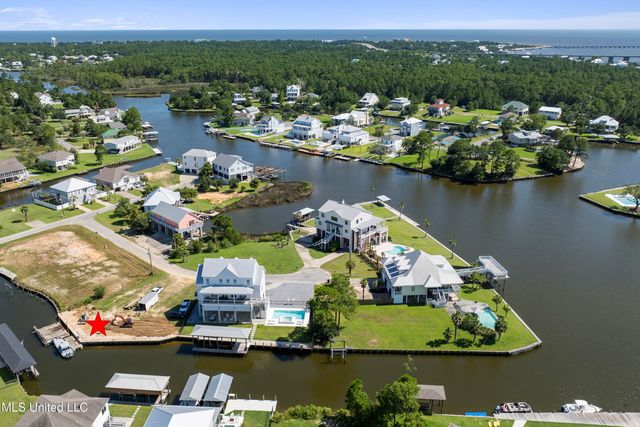 104 Cedarwood Point, Pass Christian, MS 39571