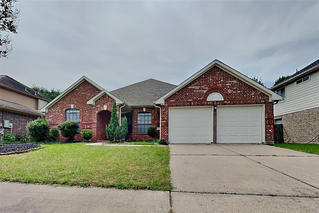 8406 Adler Lake Drive, Houston, TX 77083