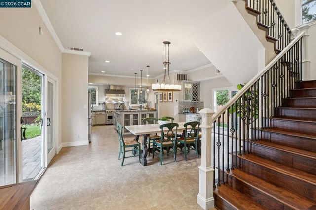 50 Vista Ln, Alamo, CA 94507