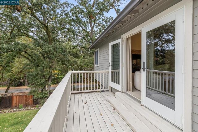 50 Vista Ln, Alamo, CA 94507