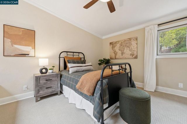 50 Vista Ln, Alamo, CA 94507