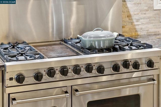 50 Vista Ln, Alamo, CA 94507