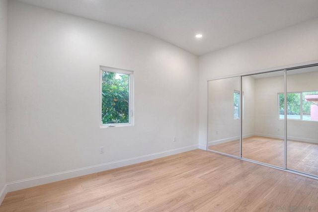 6942 Eberhart St, San Diego, CA 92115