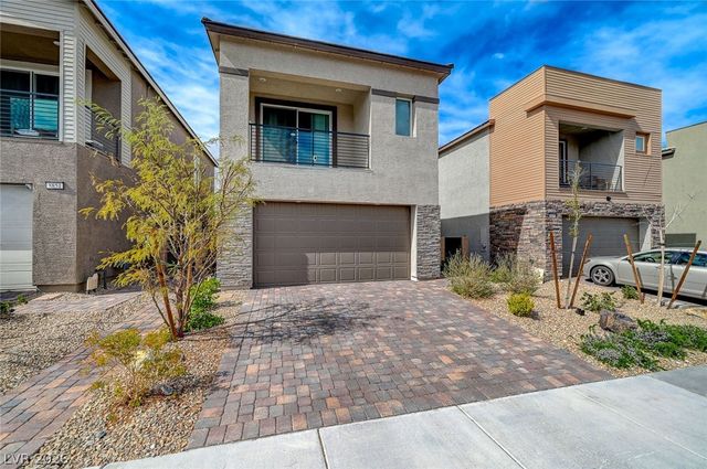 8855 Roadrunner Ravine Street, Las Vegas, NV 89166