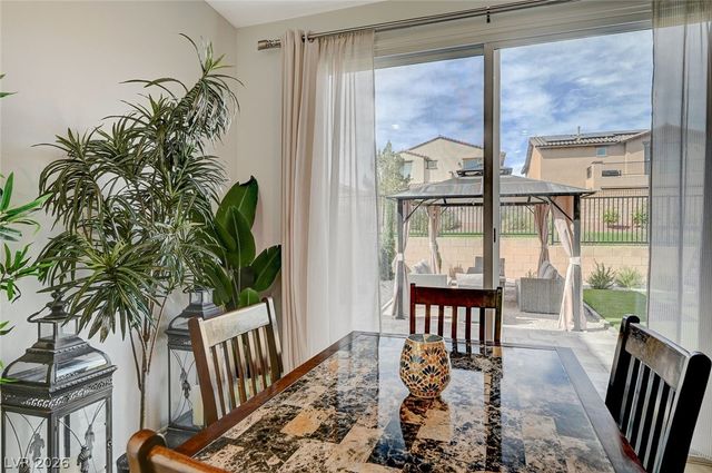 8855 Roadrunner Ravine Street, Las Vegas, NV 89166