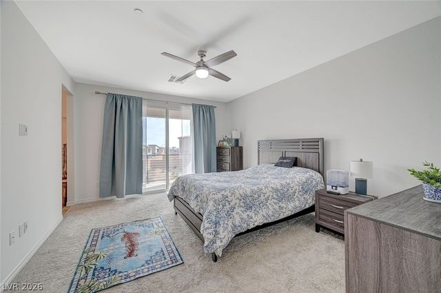 8855 Roadrunner Ravine Street, Las Vegas, NV 89166