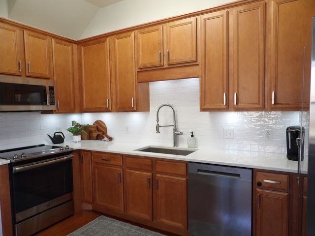 151 Augusta Ave, Pleasant View, TN 37146