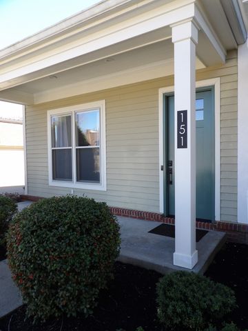 151 Augusta Ave, Pleasant View, TN 37146