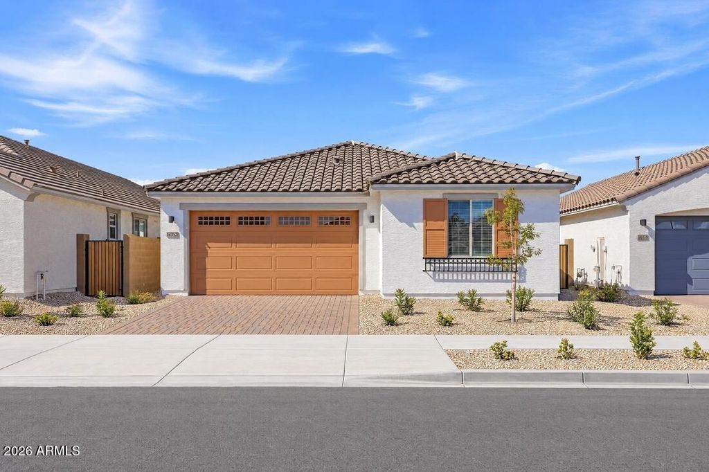 14382 W SOFT WIND Drive, Surprise, AZ 85387 — exterior