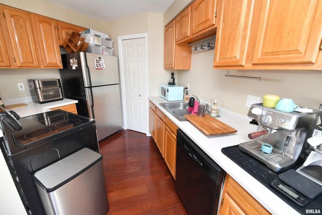 125 SW JEFFERSON Avenue W6E, Peoria, IL 61602