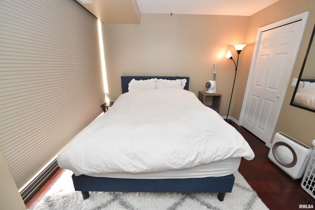 125 SW JEFFERSON Avenue W6E, Peoria, IL 61602