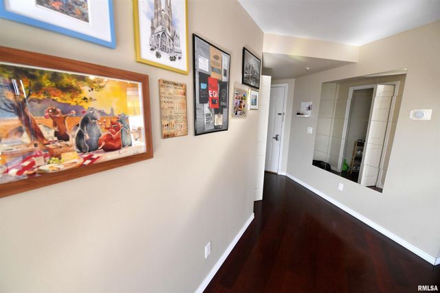 125 SW JEFFERSON Avenue W6E, Peoria, IL 61602