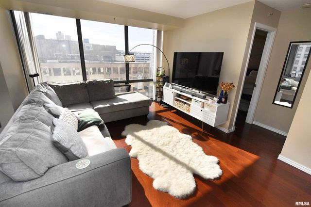 125 SW JEFFERSON Avenue W6E, Peoria, IL 61602