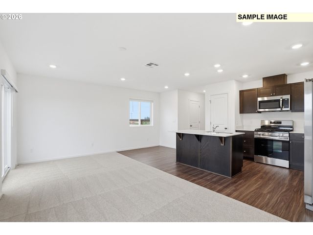 1380 Se Nolan Ave, Albany, OR 97322