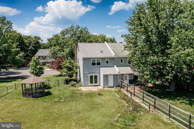 2021 CLONMEL RD, Harleysville, PA 19438