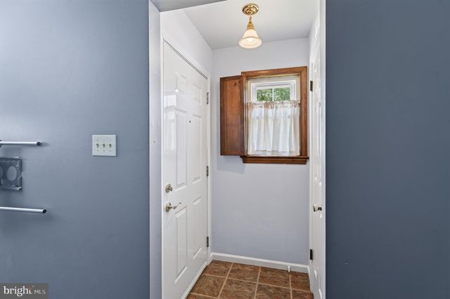 2021 CLONMEL RD, Harleysville, PA 19438