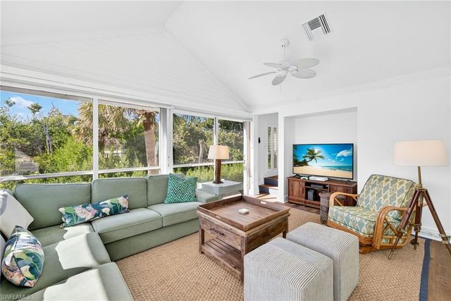 280 Southwinds DR, Sanibel, FL 33957