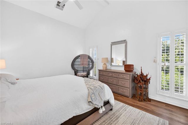 280 Southwinds DR, Sanibel, FL 33957