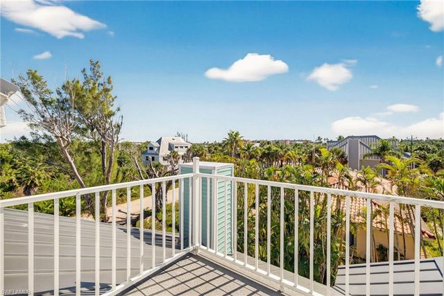 280 Southwinds DR, Sanibel, FL 33957